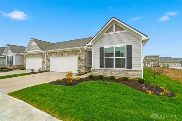 Property Slideshow image 2 of 45 | 4222 ellason ct, Dayton, OH, 45440