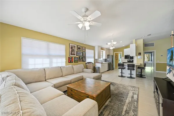 Property Slideshow image 3 of 24 | 4910 kingston way, Naples, FL, 34119