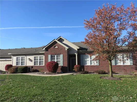 Property Slideshow image 2 of 49 | 9036 waterway ct, Washington Twp, OH, 45342