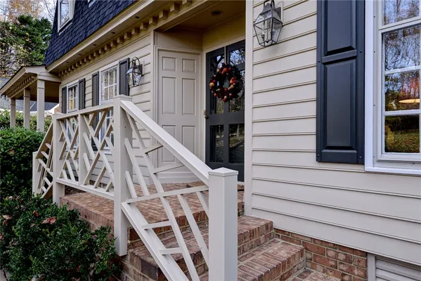 Property Slideshow image 2 of 40 | 733 e tazewells way, Williamsburg, VA, 23185