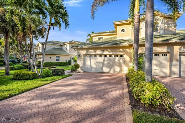 Property Slideshow image 2 of 20 | 608 vintage reserve ln # 24c, Naples, FL, 34119