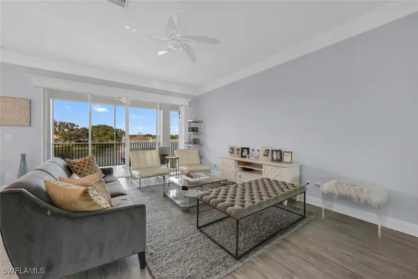 Property Slideshow image 3 of 20 | 608 vintage reserve ln # 24c, Naples, FL, 34119