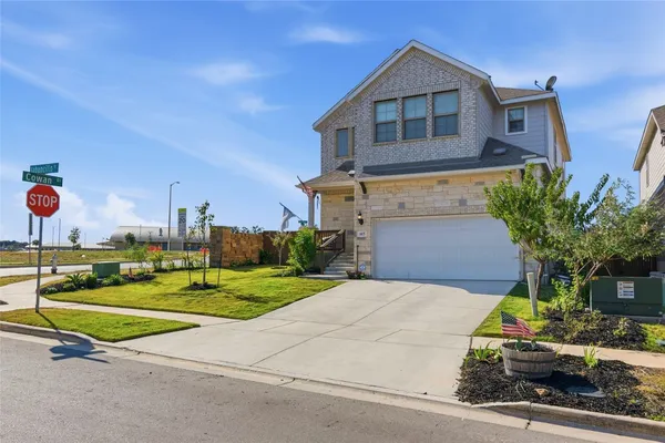 Property Slideshow image 2 of 30 | 605 jaboncillo st, New Braunfels, TX, 78132