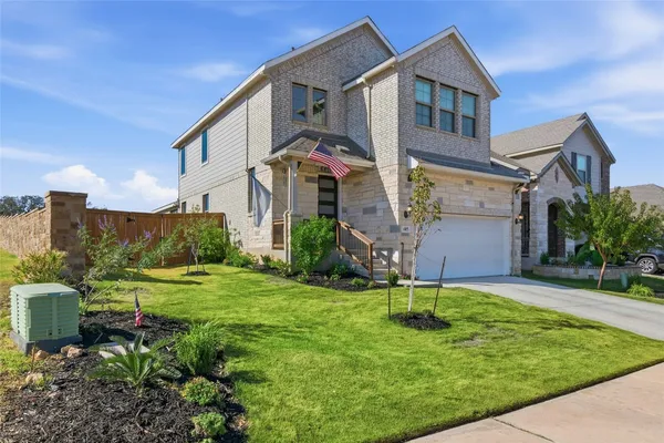 Property Slideshow image 3 of 30 | 605 jaboncillo st, New Braunfels, TX, 78132