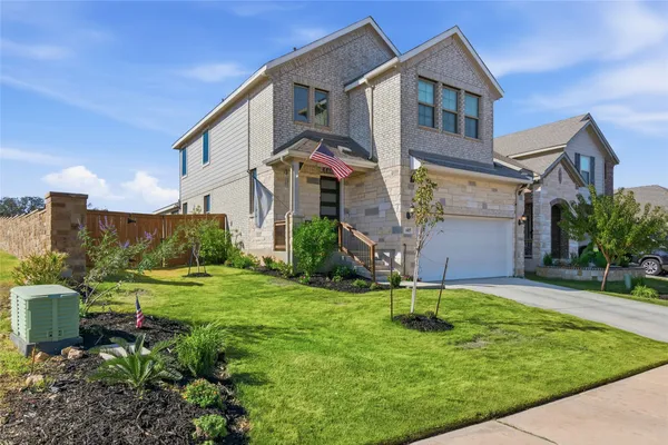 Property Slideshow image 3 of 30 | 605 jaboncillo st, New Braunfels, TX, 78132