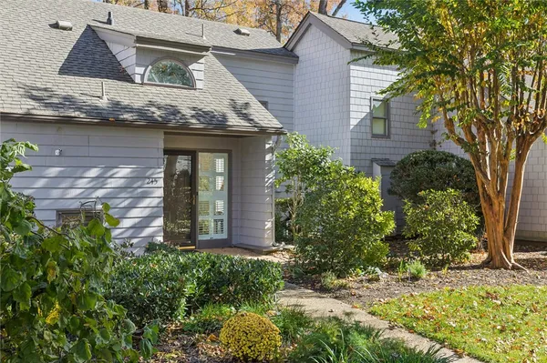 Property Slideshow image 2 of 49 | 245 archers mead, Williamsburg, VA, 23185