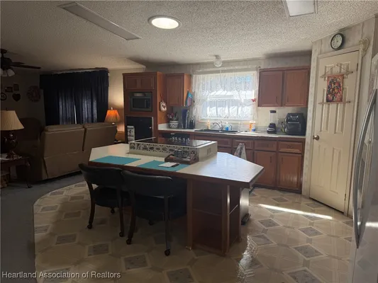 Property Slideshow image 2 of 26 | 27 venetian pkwy, Lake Placid, FL, 33852