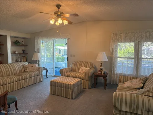 Property Slideshow image 3 of 26 | 27 venetian pkwy, Lake Placid, FL, 33852