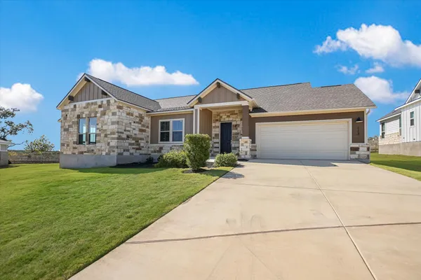 Property Slideshow image 2 of 32 | 113 surfside st, San Marcos, TX, 78666