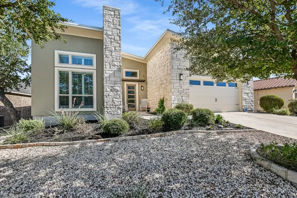Property Slideshow image 2 of 26 | 804 dancing oak ln, San Marcos, TX, 78666