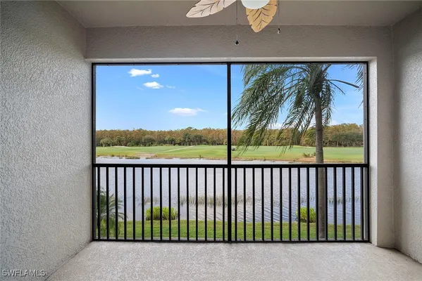 Property Slideshow image 2 of 50 | 10275 heritage bay blvd 725, Naples, FL, 34120