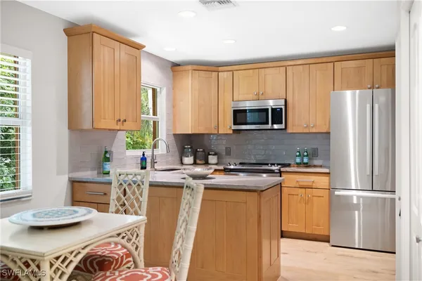 Property Slideshow image 3 of 31 | 3200 binnacle dr c3, Naples, FL, 34103