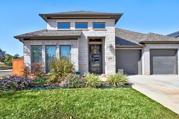 Property Slideshow image 3 of 31 | 2192 august ave, New Braunfels, TX, 78132