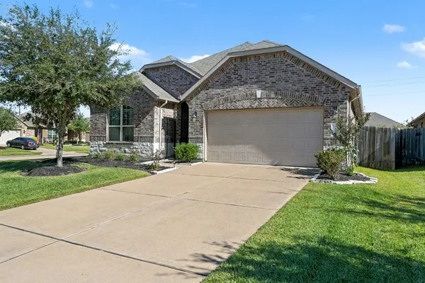 Property Slideshow image 3 of 27 | 3803 keatings lagoon ct, Katy, TX, 77494