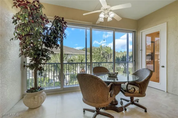Property Slideshow image 2 of 29 | 820 bentwater cir 202, Naples, FL, 34108