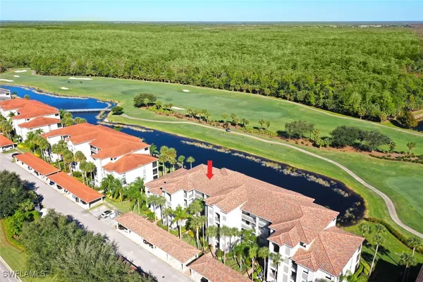 Property Slideshow image 2 of 42 | 10345 heritage bay blvd 2034, Naples, FL, 34120