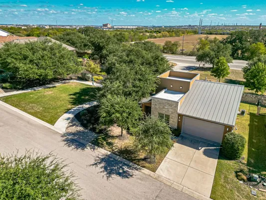Property Slideshow image 2 of 40 | 220 jumping laurel st, San Marcos, TX, 78666