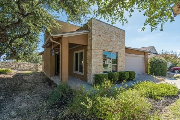 Property Slideshow image 3 of 40 | 220 jumping laurel st, San Marcos, TX, 78666
