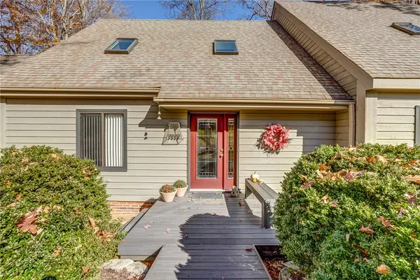 Property Slideshow image 2 of 41 | 108 john paine, Williamsburg, VA, 23185