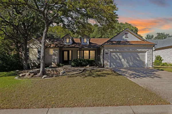 Property Slideshow image 2 of 30 | 134 great frontier dr, Georgetown, TX, 78633