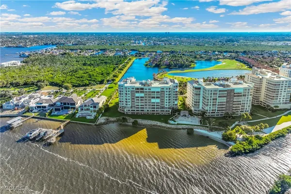 Property Slideshow image 3 of 47 | 14200 royal harbour ct unit 301, Fort Myers, FL, 33908