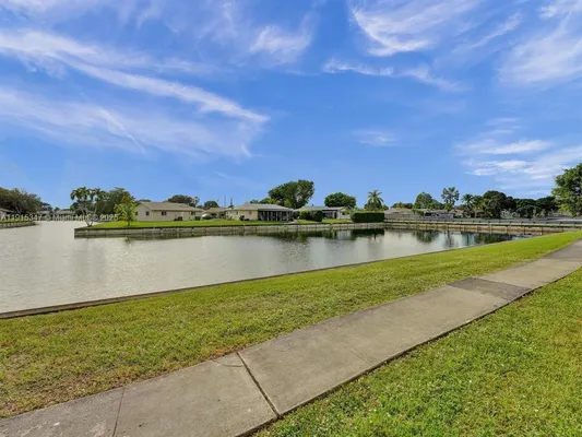 Property Slideshow image 3 of 38 | 9090 lime bay blvd 106, Tamarac, FL, 33321