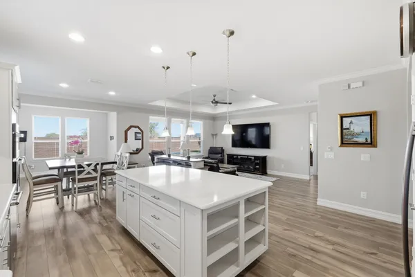 Property Slideshow image 3 of 40 | 1678 bentwater ln, Frisco, TX, 75036