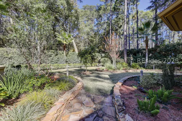 Property Slideshow image 3 of 60 | 7 ivory gull pl, Hilton Head Island, SC, 29926