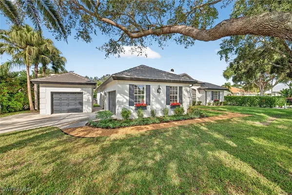 Property Slideshow image 2 of 33 | 263 silverado dr, Naples, FL, 34119