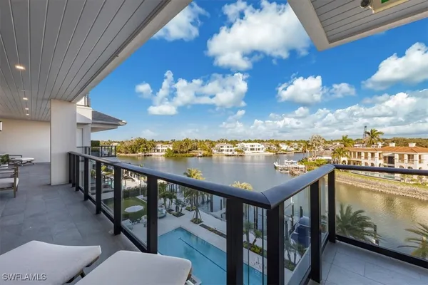 Property Slideshow image 3 of 49 | 1820 gulf shore blvd 402-403, Naples, FL, 34102