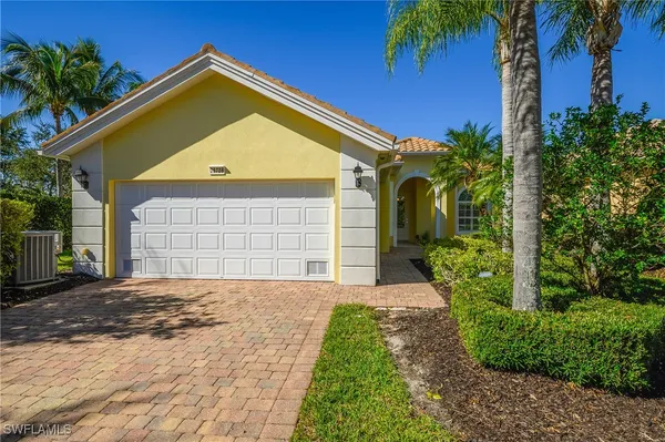 Property Slideshow image 3 of 50 | 28728 wahoo dr, Bonita Springs, FL, 34135