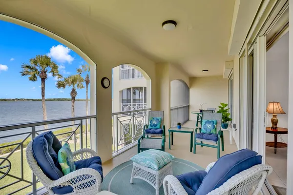 Property Slideshow image 3 of 36 | 5360 e harbor village dr 201, Vero Beach, FL, 32967