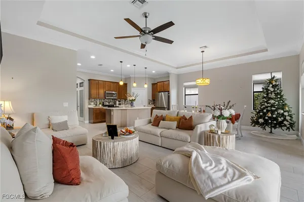 Property Slideshow image 3 of 49 | 11546 onyx cir, Fort Myers, FL, 33913