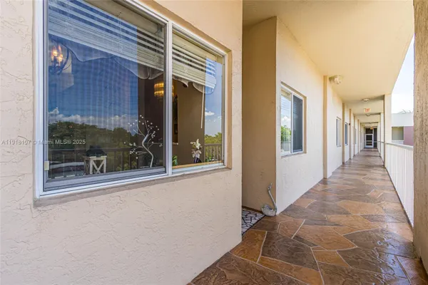 Property Slideshow image 2 of 41 | 7702 trent dr # 408, Tamarac, FL, 33321