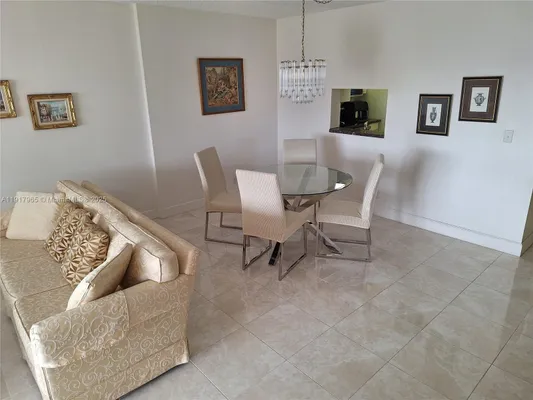 Property Slideshow image 3 of 17 | 1025 se 3rd ave 401, Dania Beach, FL, 33004