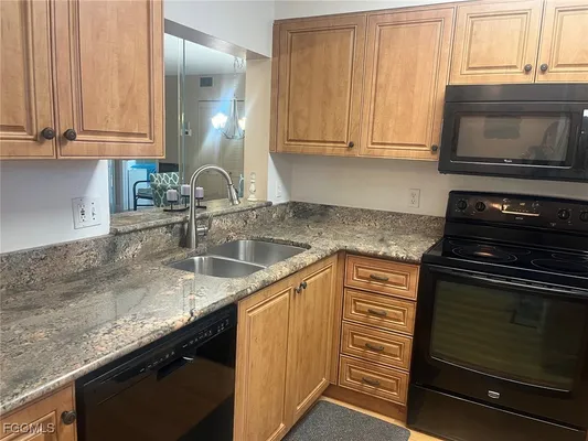 Property Slideshow image 3 of 36 | 7406 lake breeze dr 218, Fort Myers, FL, 33907