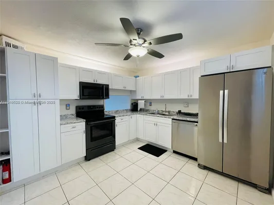 Property Slideshow image 2 of 14 | 4940 e sabal palm blvd 302, Tamarac, FL, 33319