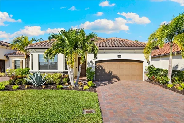Property Slideshow image 2 of 50 | 17220 galway run, Bonita Springs, FL, 34135