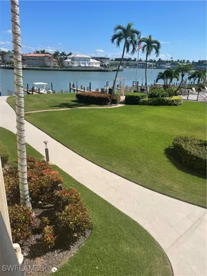 Property Slideshow image 2 of 29 | 3200 gulf shore blvd 204, Naples, FL, 34103