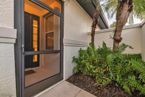 Property Slideshow image 2 of 35 | 10596 avila cir, Fort Myers, FL, 33913