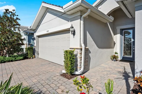 Property Slideshow image 3 of 18 | 10572 otter key ln, Estero, FL, 33928