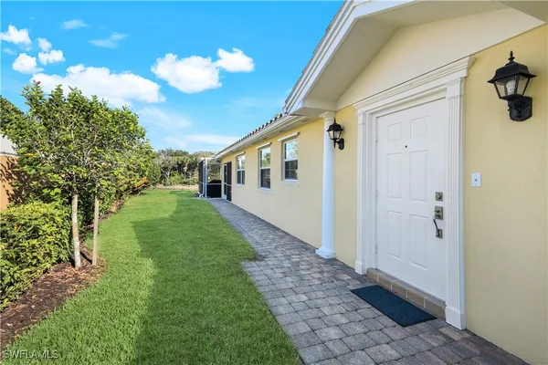 Property Slideshow image 2 of 44 | 28245 islet trl, Bonita Springs, FL, 34135