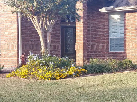 Property Slideshow image 2 of 50 | 1601 n lago vista ct, Pearland, TX, 77581