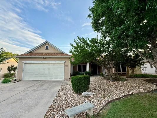 Property Slideshow image 3 of 39 | 122 durango trl, Georgetown, TX, 78633
