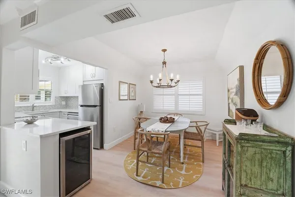 Property Slideshow image 3 of 36 | 3200 gulf shore blvd 105, Naples, FL, 34103