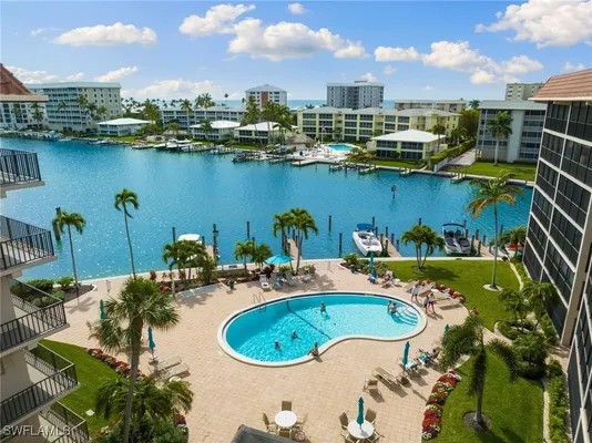 Property Slideshow image 3 of 39 | 222 harbour dr apt 207, Naples, FL, 34103