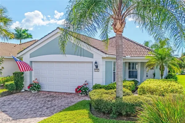 Property Slideshow image 2 of 21 | 8700 querce ct, Naples, FL, 34114