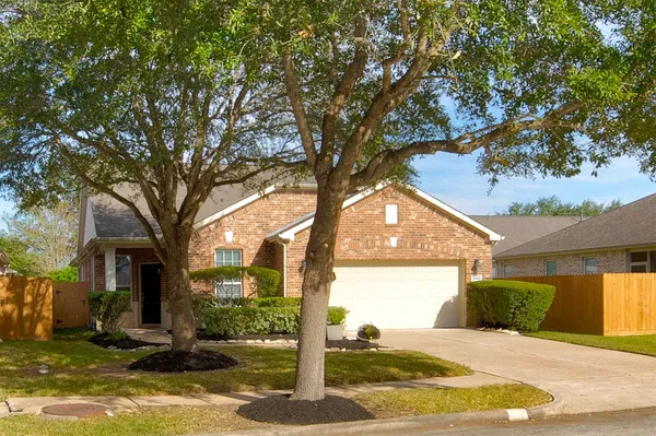 Property Slideshow image 3 of 49 | 1650 pelago st, League City, TX, 77573
