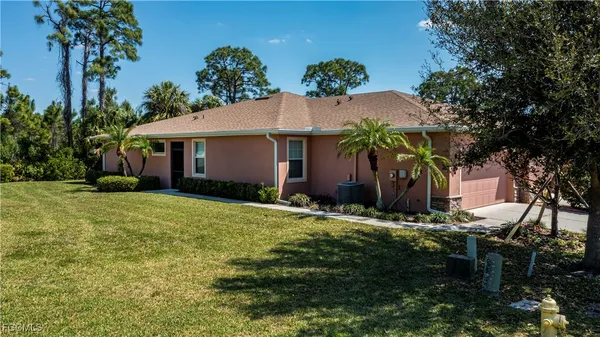 Property Slideshow image 3 of 25 | 20569 chestnut ridge dr, North Fort Myers, FL, 33917