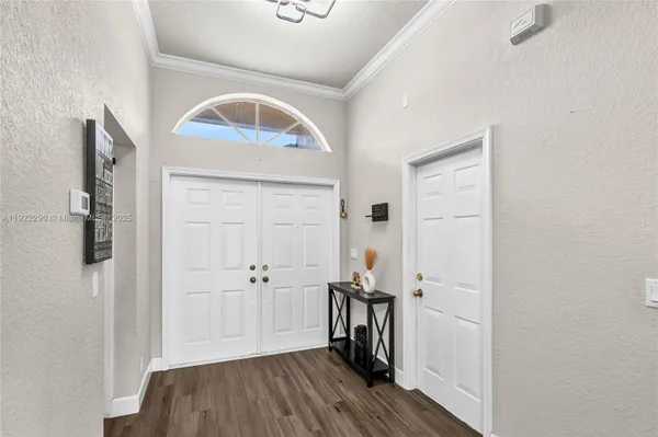 Property Slideshow image 2 of 38 | 7602 nw 99th ter, Tamarac, FL, 33321